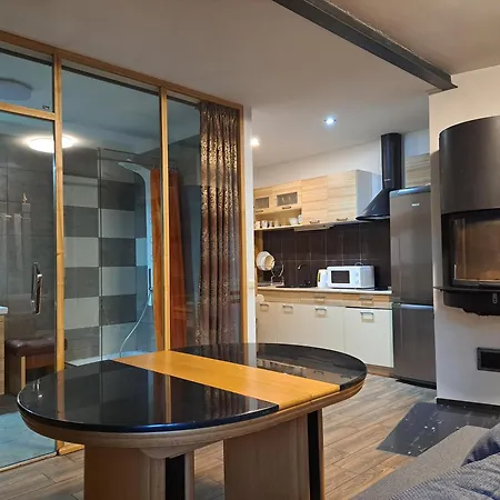 Aviatrix Night Airport Haven