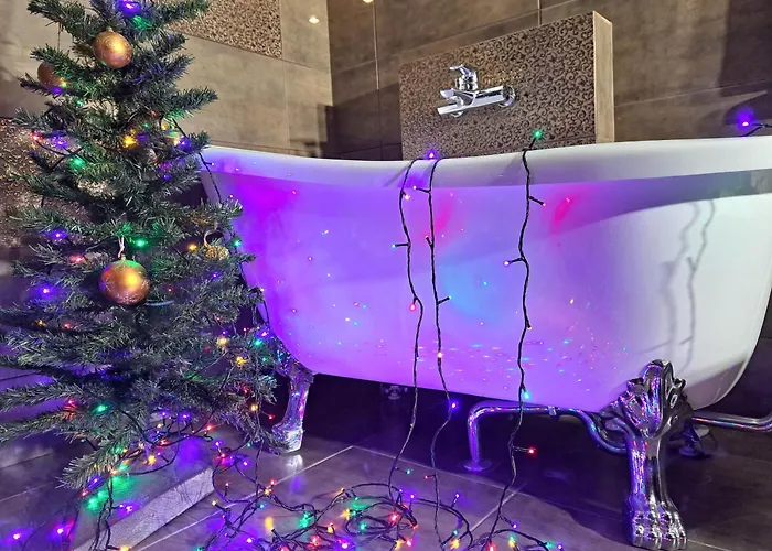 Aviatrix Night Airport Haven Apartment *