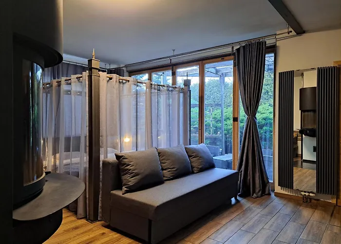 Apartment Aviatrix Night Airport Haven *