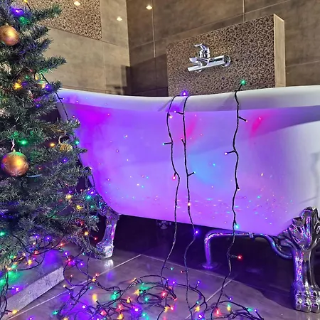 Aviatrix Night Airport Haven アパート *