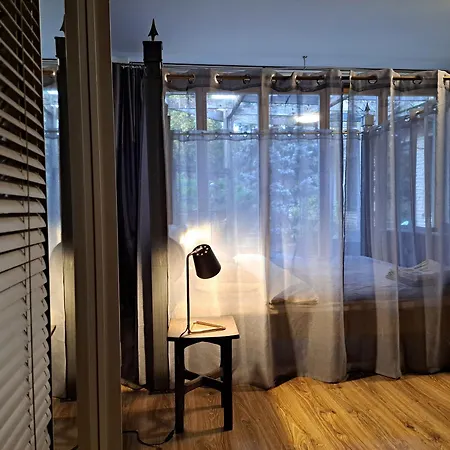 Aviatrix Night Airport Haven * Ρίγα