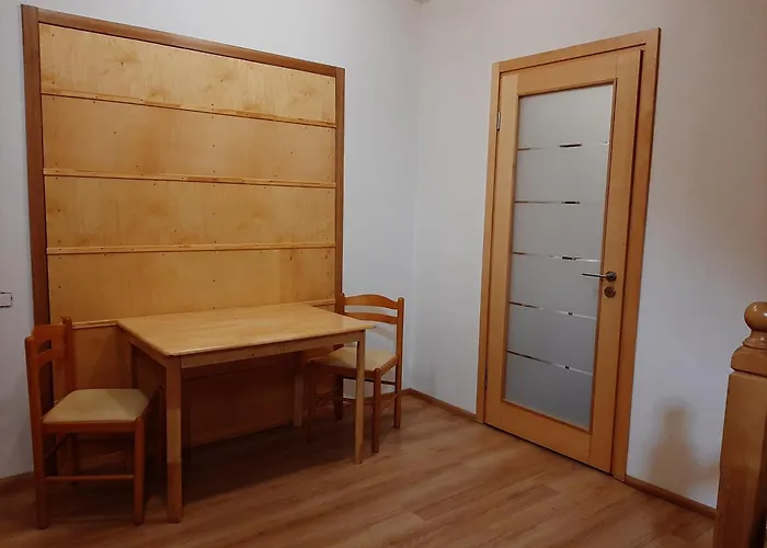 Διαμέρισμα Aviatrix Night Airport Haven