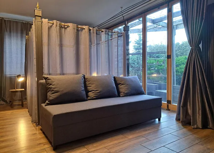 Aviatrix Night Airport Haven Διαμέρισμα