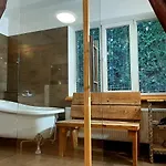 Aviatrix Night Airport Haven Апартаменты Рига
